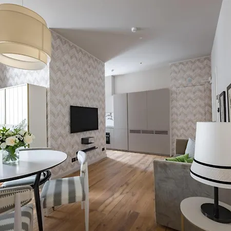 Apartment - Palazzo Signoria Luxury 10- Giuditta