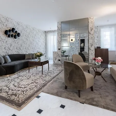 Apartment - Palazzo Signoria Luxury 10- Giuditta Florence